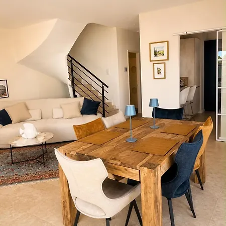 Villa Contemporaine Avec Piscine Privee *