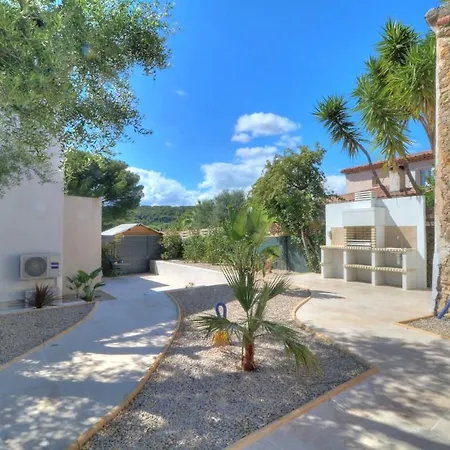 Villa Contemporaine Avec Piscine Privee *