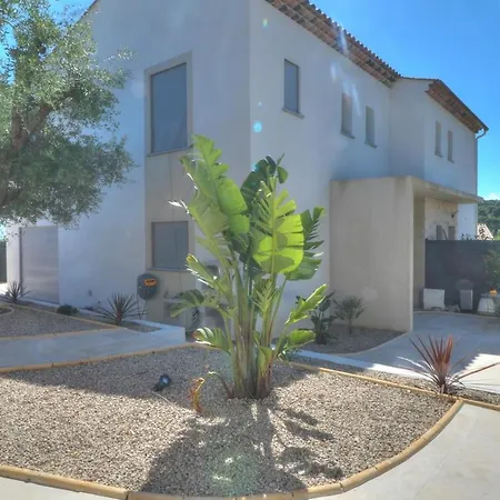 Villa Contemporaine Avec Piscine Privee Antibes